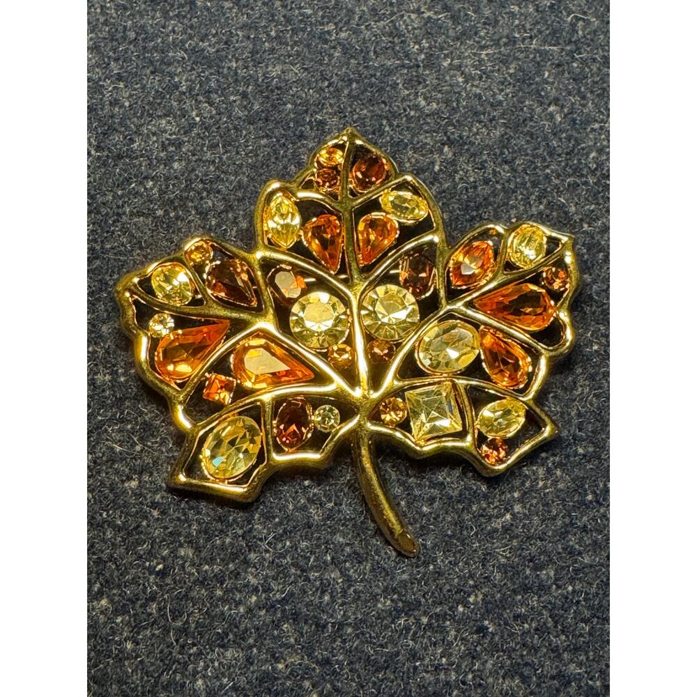 Nolan Miller Maple Leaf Rhinestone Statement Brooch - Picture 2 of 5